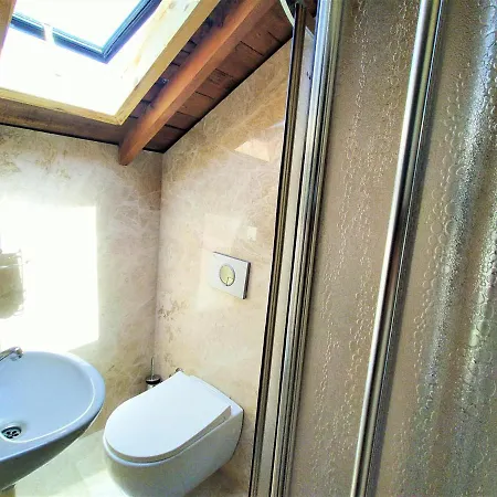 Bed & Breakfast Gueney Urla 4*