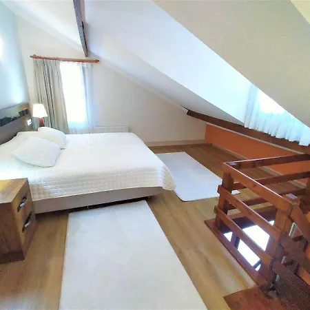 Bed & Breakfast Gueney Urla Ozbek