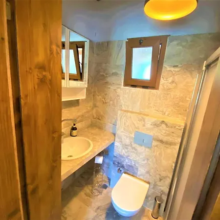 Bed & Breakfast Gueney Urla