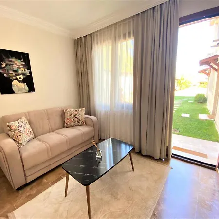 Gueney Urla 4* Ozbek