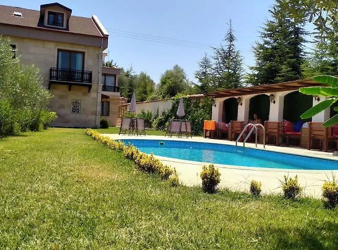 Gueney Urla Bed & Breakfast 4*