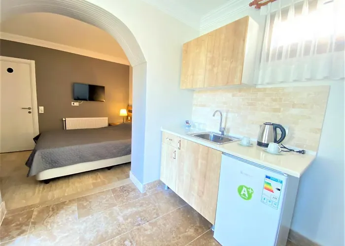 Gueney Urla Bed & Breakfast Ozbek