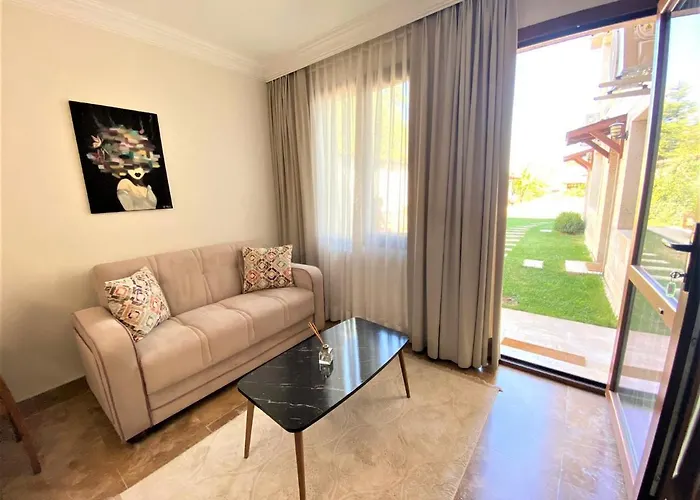 Gueney Urla 4* Ozbek