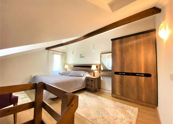 Gueney Urla Bed & Breakfast Ozbek